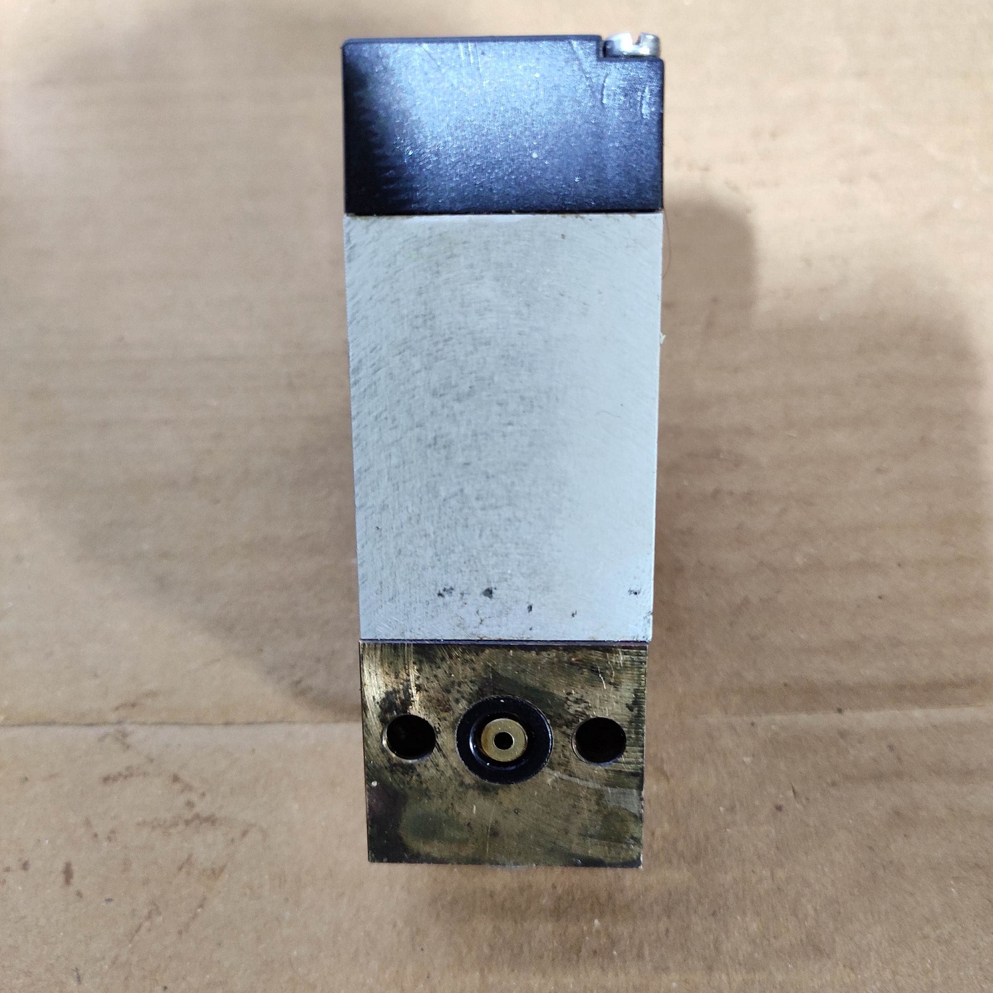 9M0.2081 Pressure Switch