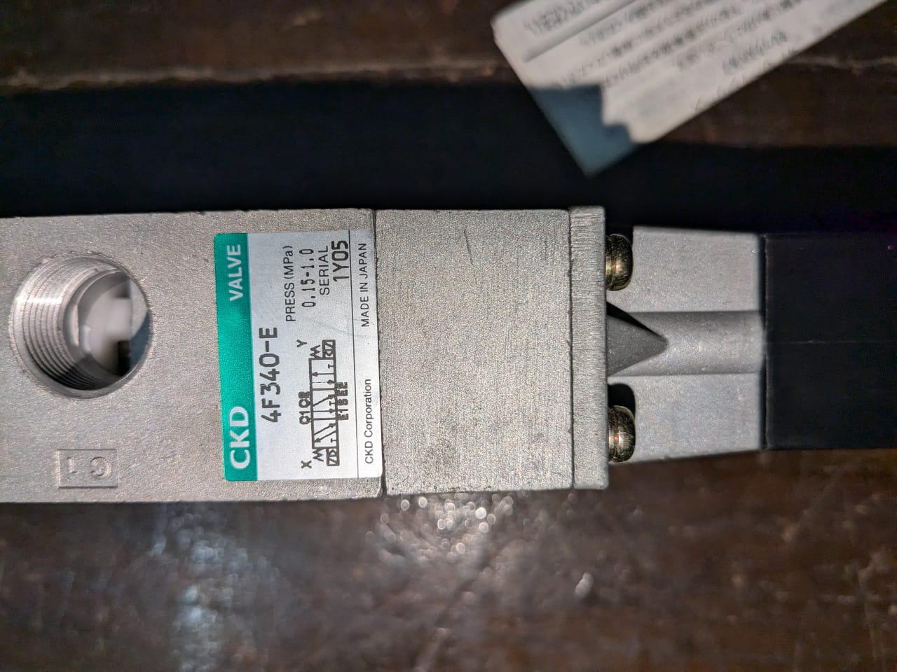 CKD 4F340-E pneumatic 4-way valve