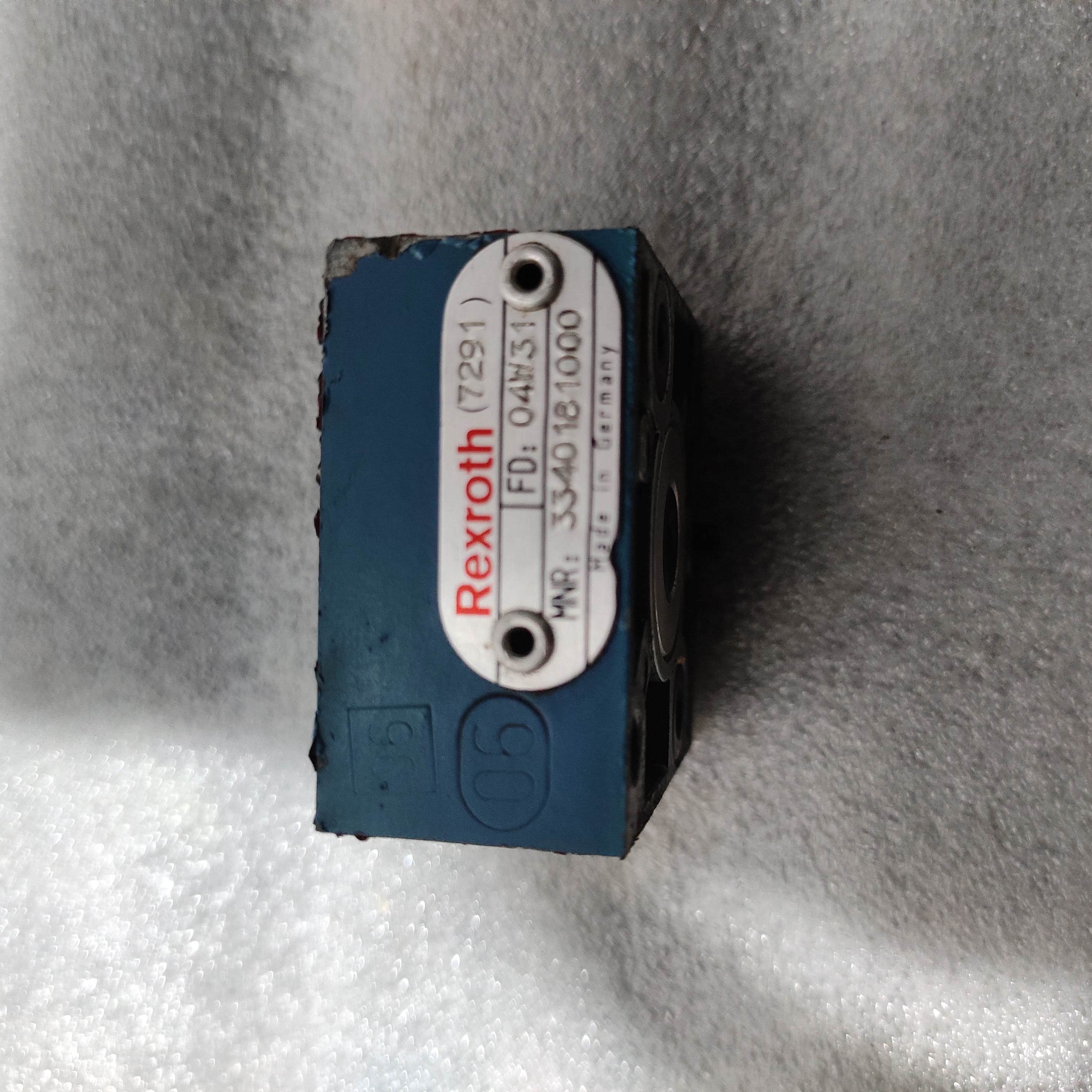 Pneumatic Modular Shuttle Valve