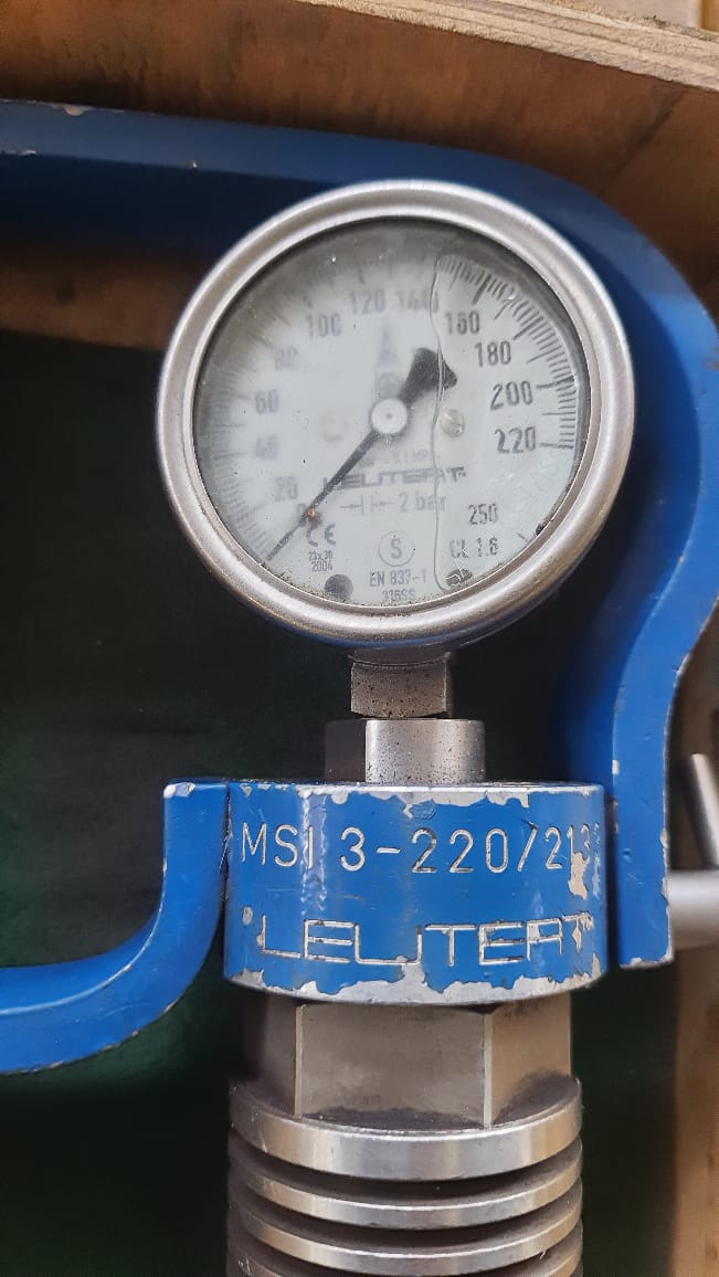 Leutert Portable Mechanical Pressure Indicator