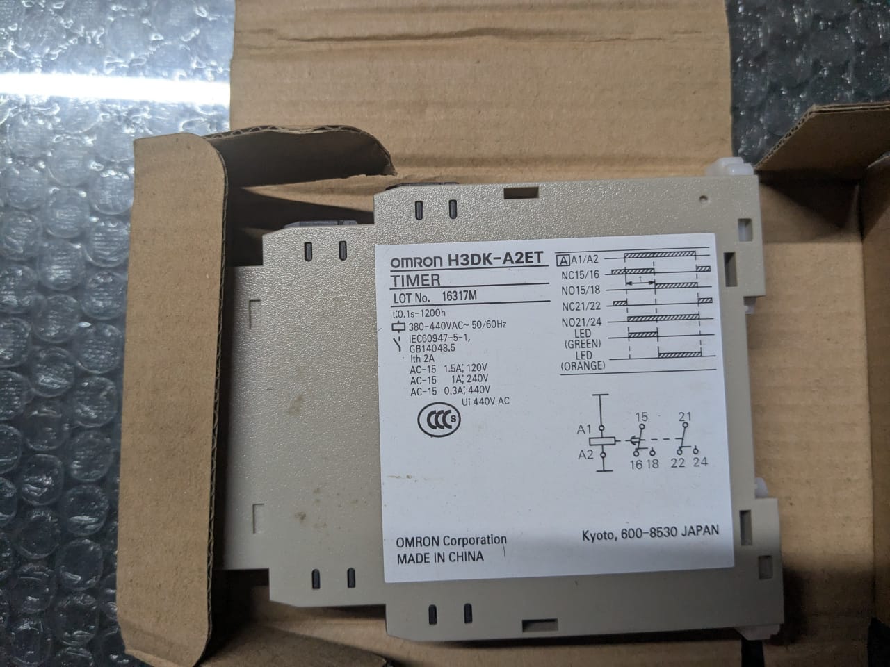 Omron H3DK-A2ET Timer